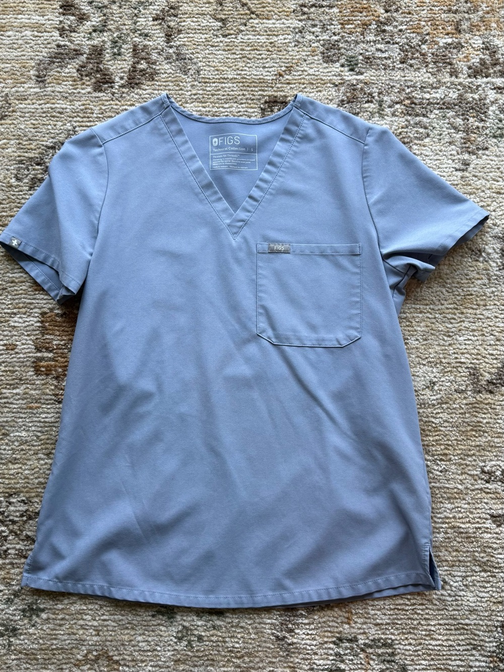 FIGS Vapor Blue scrub top - S